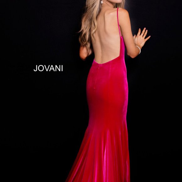 Velvet Mermaid Gown Elegant Beaded Design Arabic inspired Luxe Evening Dress for Women's Wedding Party 2025 LA72327